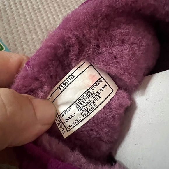 Girls/ladies Ugg Mini boots size 5 - Picture 7 of 7